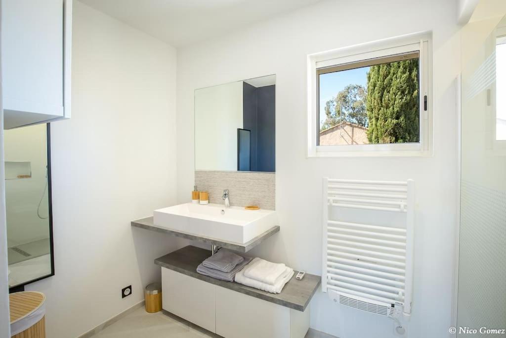 Roquebrune-Sur-Argens, Villa 2 Pieces, 4 Personnes Luaran gambar