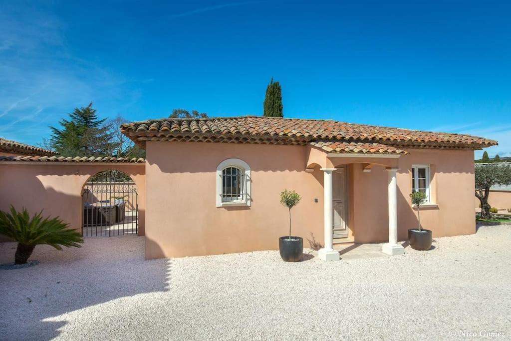 Roquebrune-Sur-Argens, Villa 2 Pieces, 4 Personnes Luaran gambar